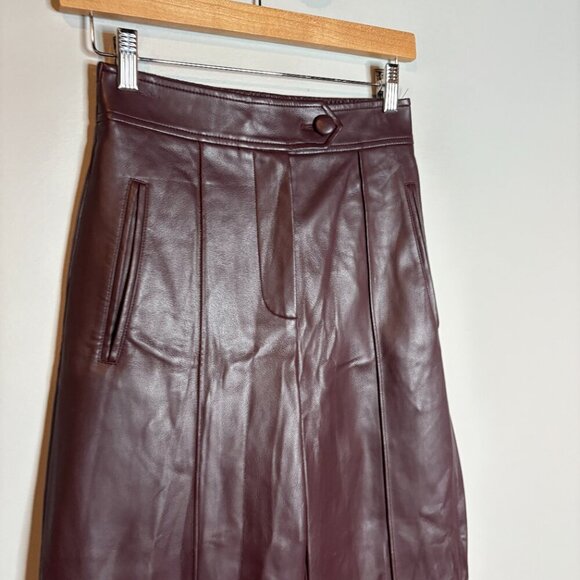 Suncoo Paris burgundy faux leather wide leg cropped pants - Picture 2 of 6